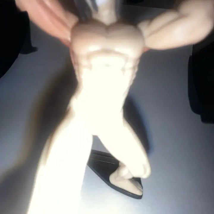 [BUNJANG] Attack on Titan Eren Jaeger Gacha Smartphone Stand / 진격의 거인 에렌 가챠 스마트폰 거치대