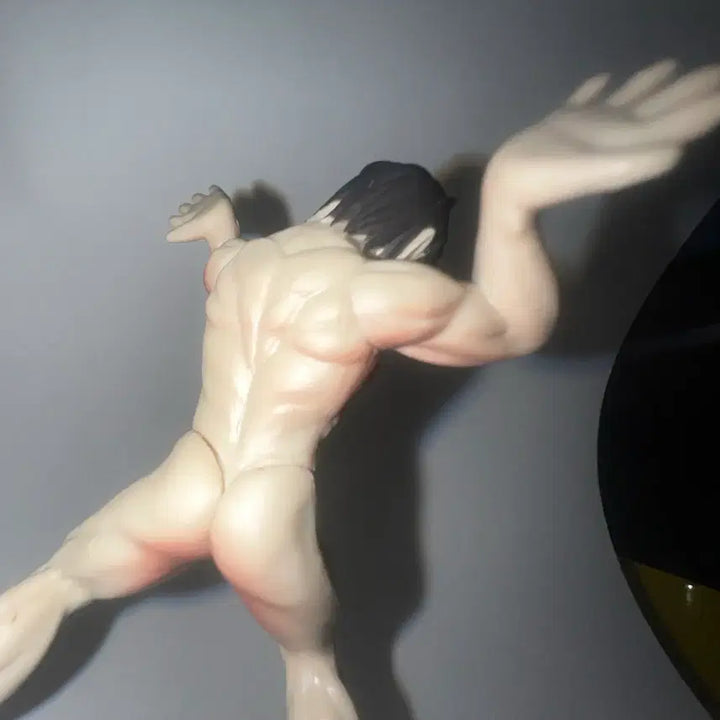 [BUNJANG] Attack on Titan Eren Yeager Figure Gacha / 진격의 거인 에렌 가챠 스마트폰 거치대