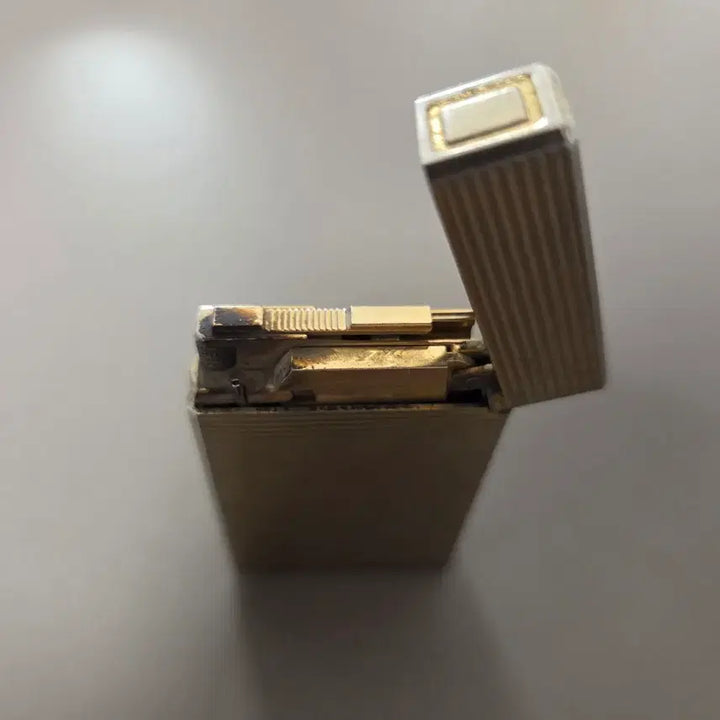 [BUNJANG] Vintage 1912 Indian Head Coin Lighter / 1912년 미국 인디언 헤드 주화 빈티지 라이터