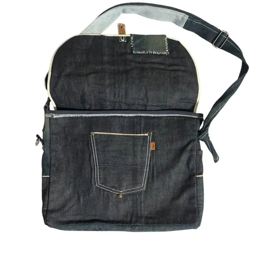 [BUNJANG] Vintage Denim Patchwork Messenger Bag / 빈티지 데님패치 리워크 메신저 백