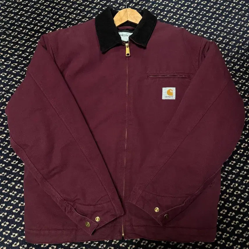 [SOLD OUT] 칼하트 wip og 디트로이트 M사이즈 말벡