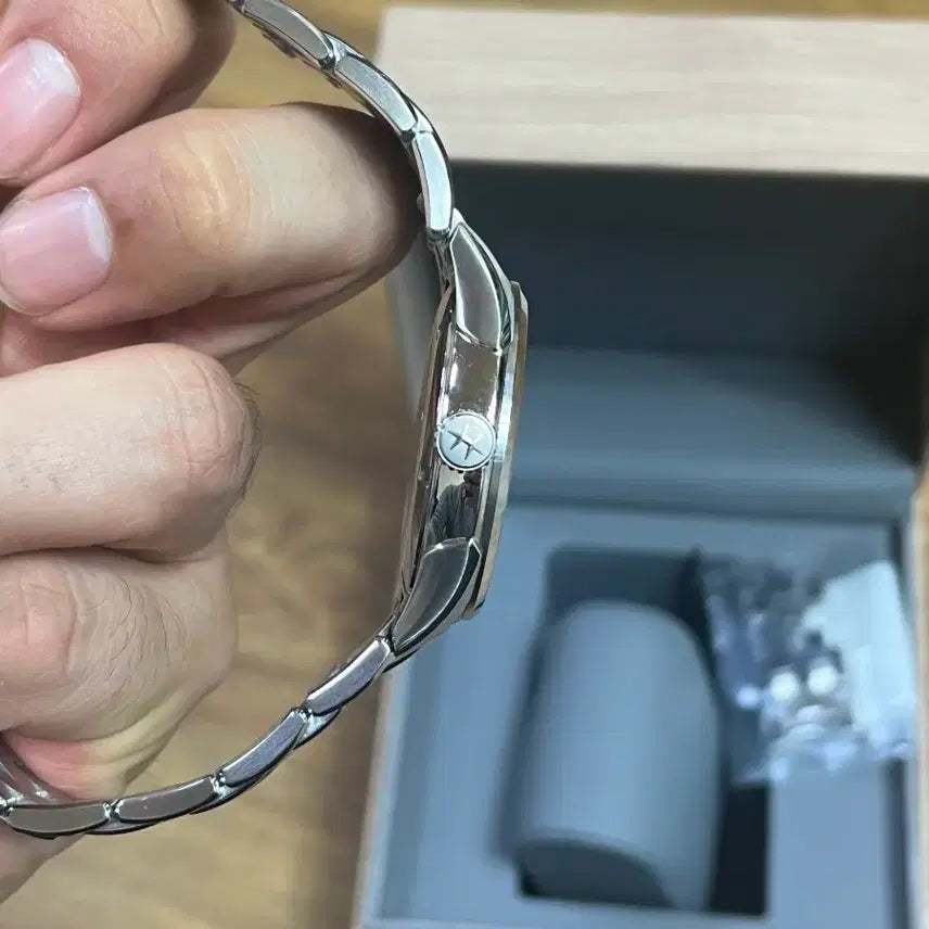 [BUNJANG] Hamilton Open Heart Watch / 해밀턴 오픈하트