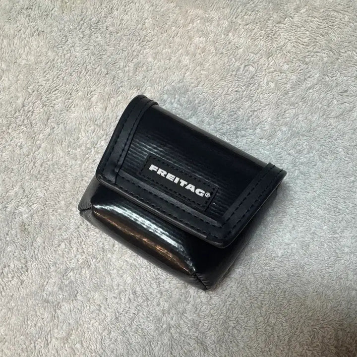 [BUNJANG] Freitag Mini Messenger Bag - All Black / 프라이탁 미니메신저 올블랙