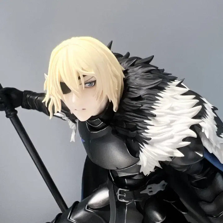 [BUNJANG] Intelligent Systems Fire Emblem: Three Houses Dimitri Scale Figure / 인텔리전트시스템즈 파이어엠블렘 풍화설월 디미트리 스케일 피규어