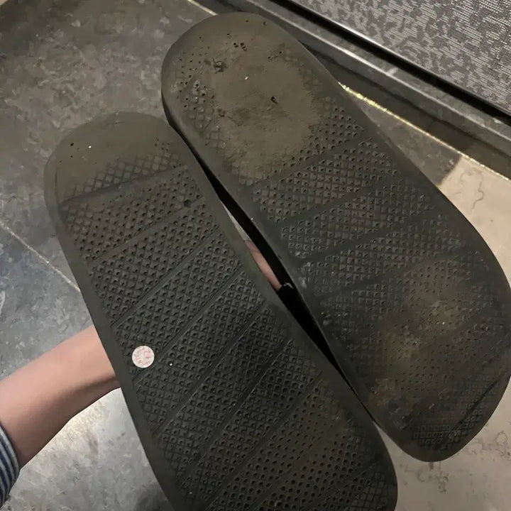 [BUNJANG] Mschf Black Slippers / Mschf 미스치프 슬리퍼 블랙 240