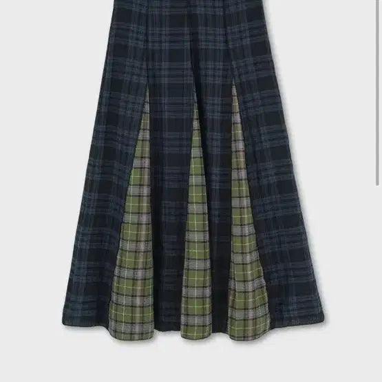 [BUNJANG] Homebodythings Check Pattern Flare Skirt / 홈바디띵즈 HBT CHECK PATTERN FLARE SKIRT (NAV