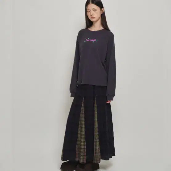 [BUNJANG] Homebodythings Check Pattern Flare Skirt / 홈바디띵즈 HBT CHECK PATTERN FLARE SKIRT (NAV