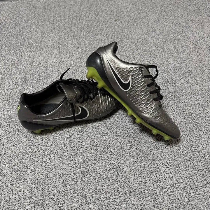 [BUNJANG] Nike Magista Opus FG Elite Metallic Soccer Cleats / 나이키 마지스타 오푸스 FG 엘리트 메탈릭