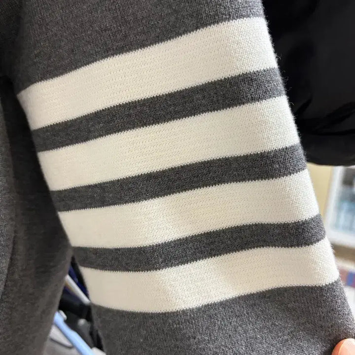 [SOLD OUT] S급) 톰브라운 밀라노스티치 가디건 2