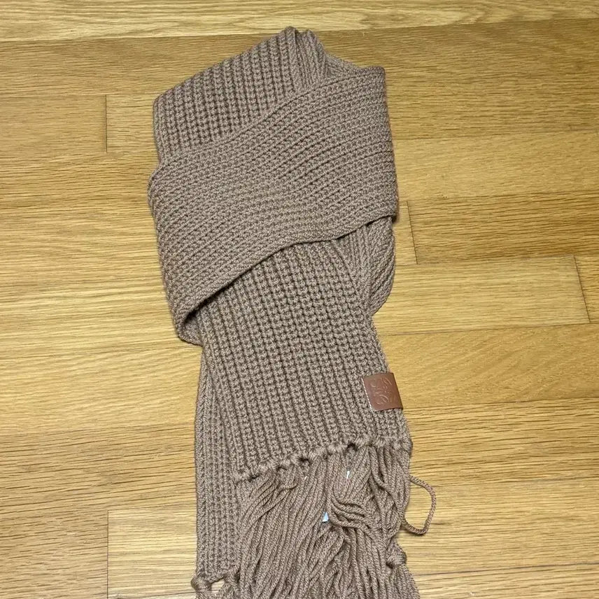 [BUNJANG] Loewe Wool Scarf Brown Leather Tab / 로에베 울 머플러