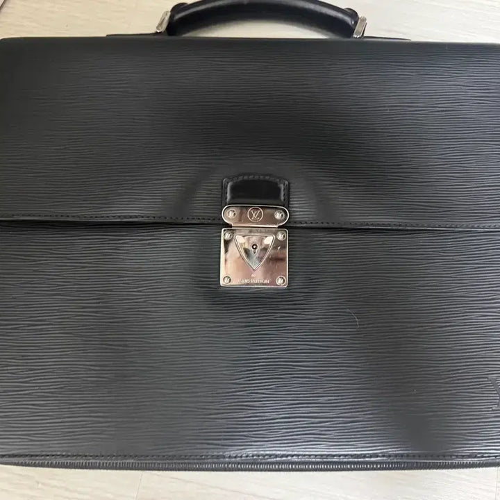 [BUNJANG] Louis Vuitton Robusto 2 Briefcase / [급] 루이비통 로부스토2 서류가방 브리프케이스 (남여공용, M31042