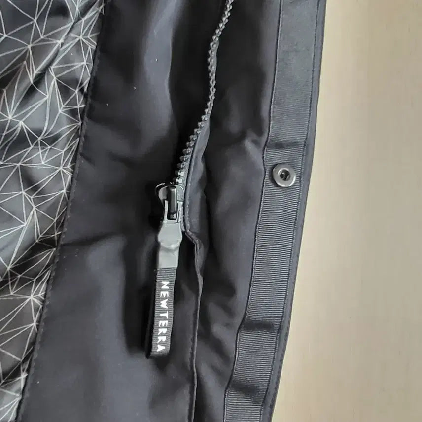 [BUNJANG] OLZEN New Tera Premium Goose Down Long Padding / 올젠 뉴테라 프리미엄 구스다운 롱패딩 100. 블랙