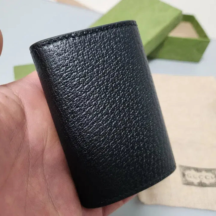 [SOLD OUT] (정품/미사용품)구찌 꿀벌 블랙 키홀더.키지갑.키케이스 판매합니다