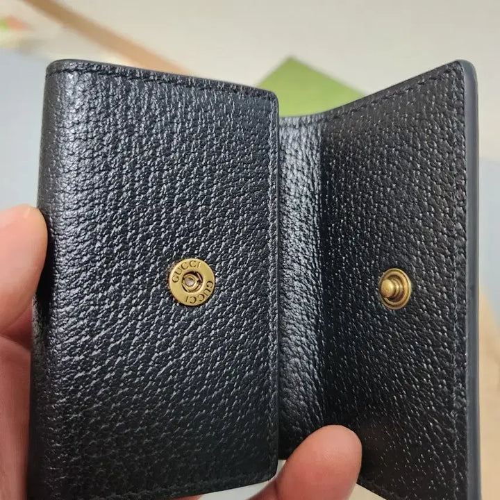 [SOLD OUT] (정품/미사용품)구찌 꿀벌 블랙 키홀더.키지갑.키케이스 판매합니다