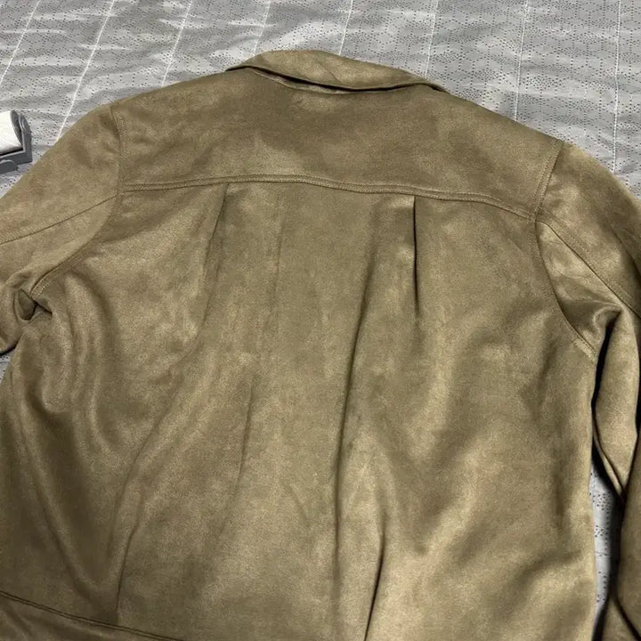 [SOLD OUT] (새상품)스웨이드 타입 자켓 카키 블랙