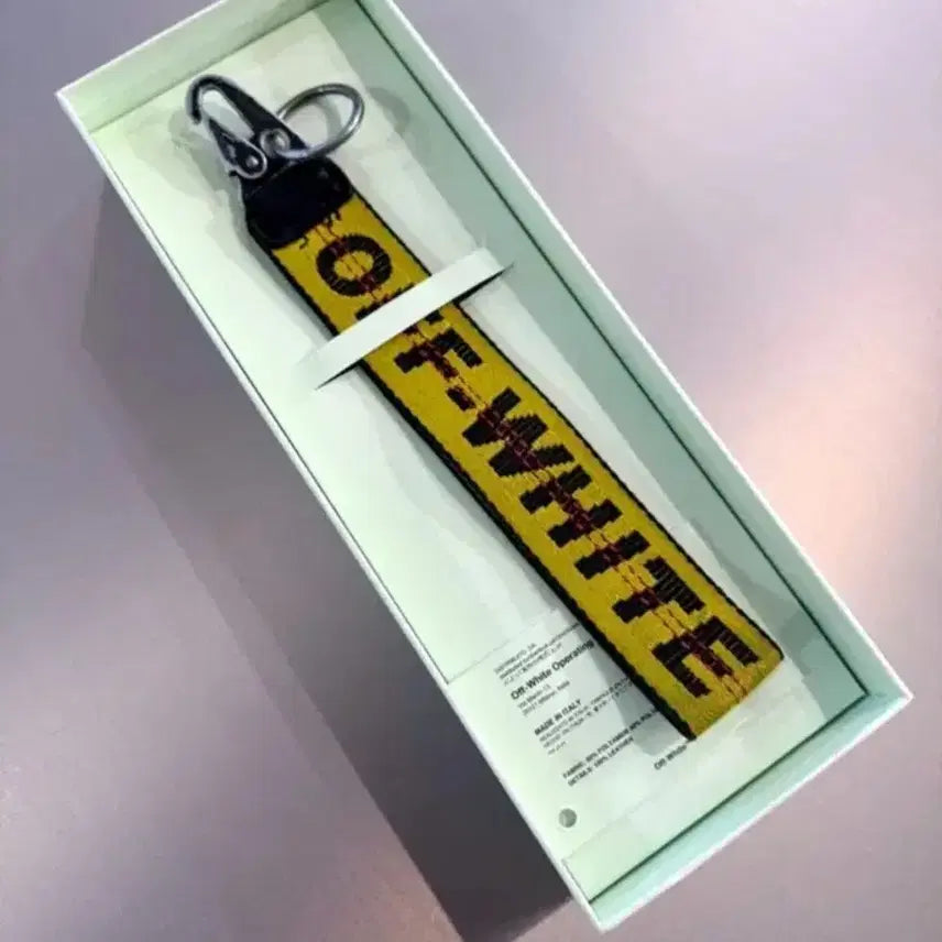 [BUNJANG] Off-White Strap Keyring / 정품)오프화이트 스트랩 키링 (차키,가방 등)