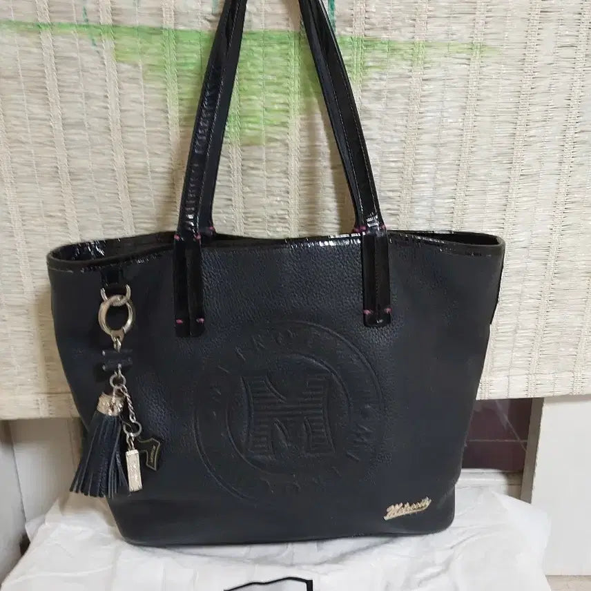[BUNJANG] Metrocity Black Tote Bag / 정품)        39     메트로시티 블랙 토트백 + 가방 장식