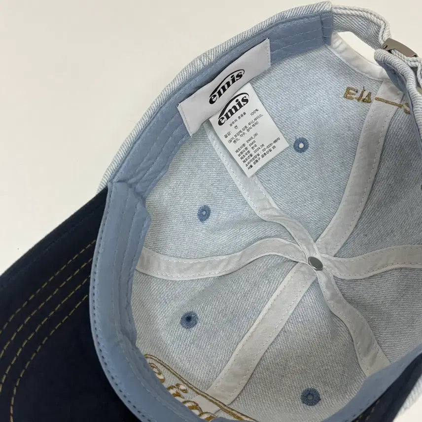 [BUNJANG] Emis Washed Denim Two-Tone Ball Cap / 이미스 워시드 데님 투톤 볼캡 라이트 블루 네이비