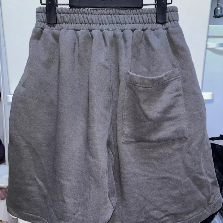 [BUNJANG] Shop Fairy Embroidered Bermuda Shorts / 샵페어리 자수 버뮤다 팬츠 (품절템)