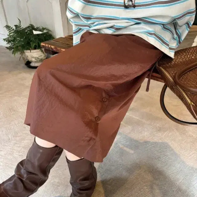 [BUNJANG] Threecut Something Button Midi Skirt / [2컬러] 쓰리컷 썸띵 스커트 / 봄 여름 미디스커트 버튼 스트링