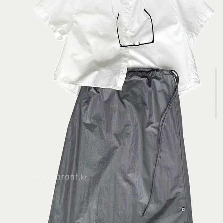 [BUNJANG] Threecut Something Button Midi Skirt / [2컬러] 쓰리컷 썸띵 스커트 / 봄 여름 미디스커트 버튼 스트링