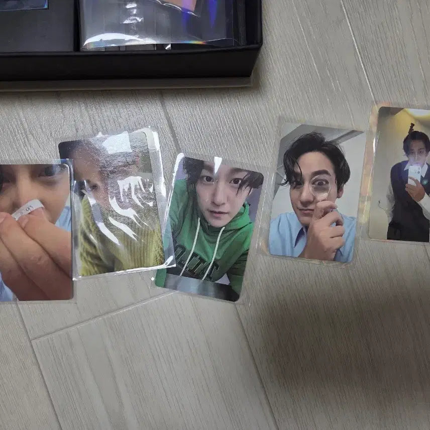 [BUNJANG] Kim Bum 2024 Season's Greetings / 김범 2024 시즌 그리팅 시그