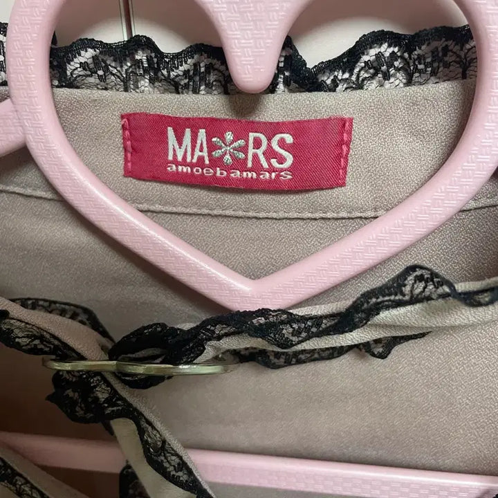 [BUNJANG] MARS Heart Buckle Blouse Pink / 마즈 MARS 하트 버클 블라우스 핑크 유아탸 지뢰계 양산형 양지뢰