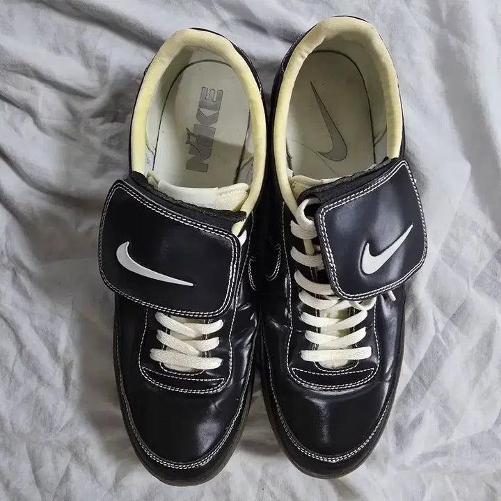 [SOLD OUT] 나이키 킬샷2 블랙 바로크 브라운 300