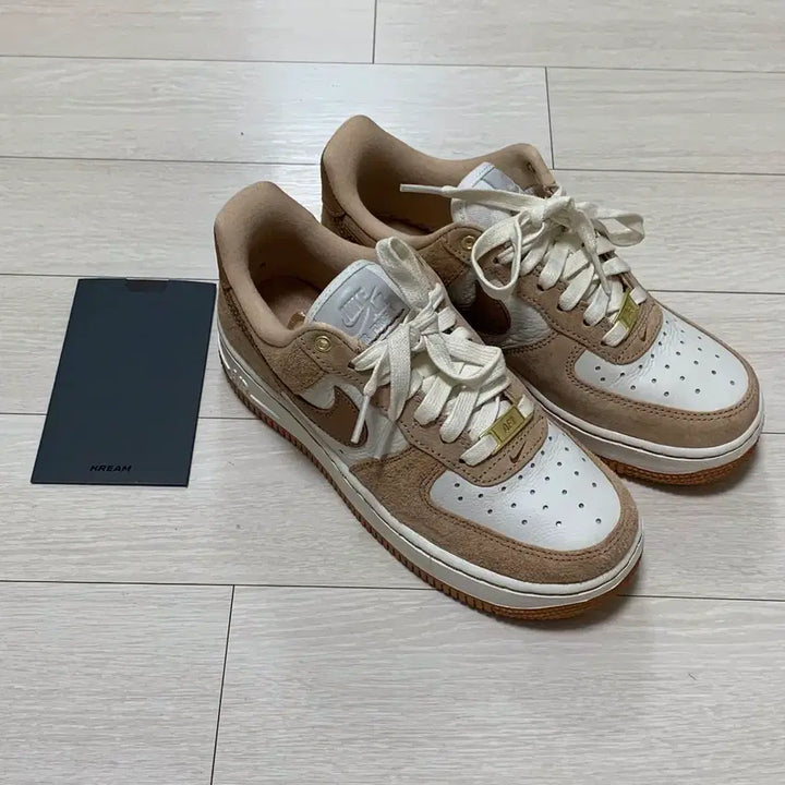 [BUNJANG] Nike Air Force 1 LXX Flex Sneakers / 나이키에어포스1 LXX플랙스