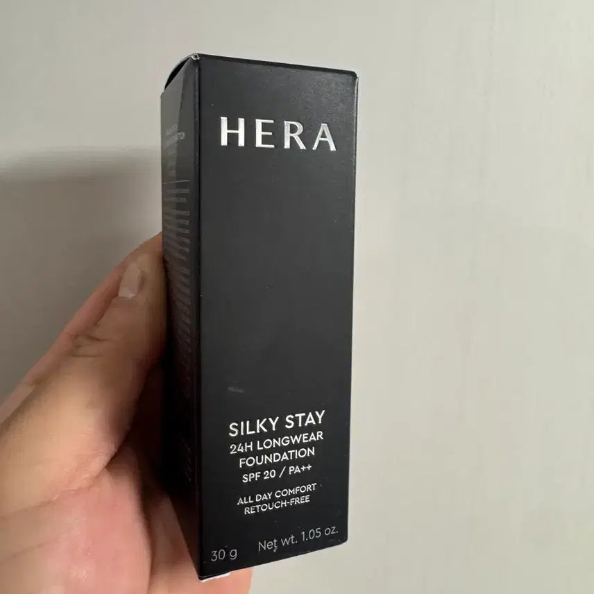 [BUNJANG] Hera Silky Stay Foundation (Sealed) / 새상품 헤라 실키스케이 파운데이션(13N,17N,19N,21N,23N)