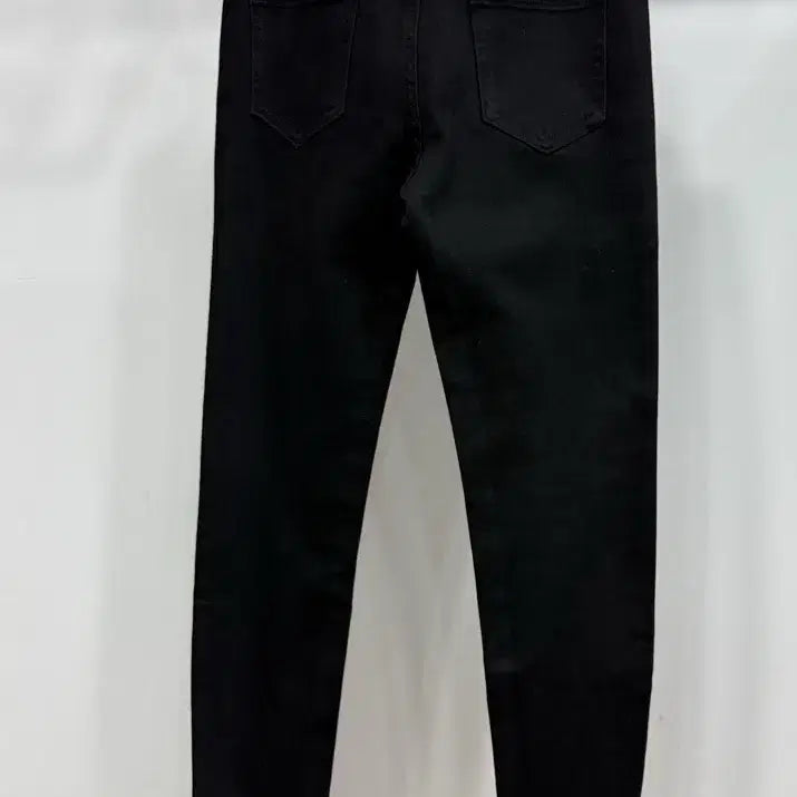 [BUNJANG] Black Stone Embellished Denim Pants / 블랙 스톤 장식 데님 팬츠 44~55