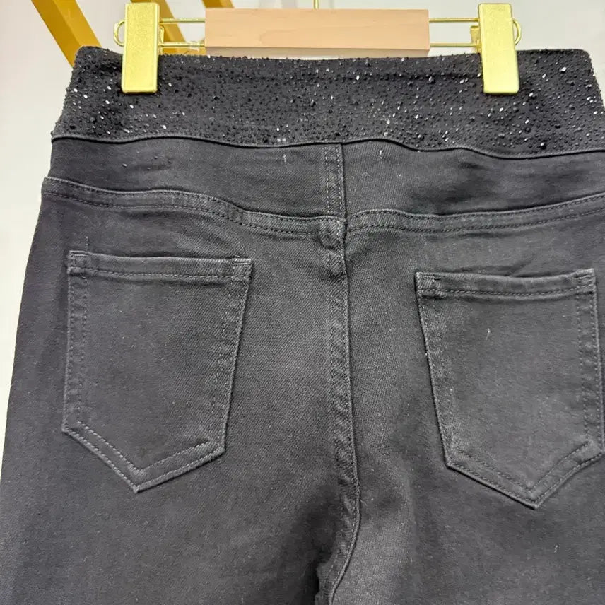 [BUNJANG] Black Stone Embellished Denim Pants / 블랙 스톤 장식 데님 팬츠 44~55
