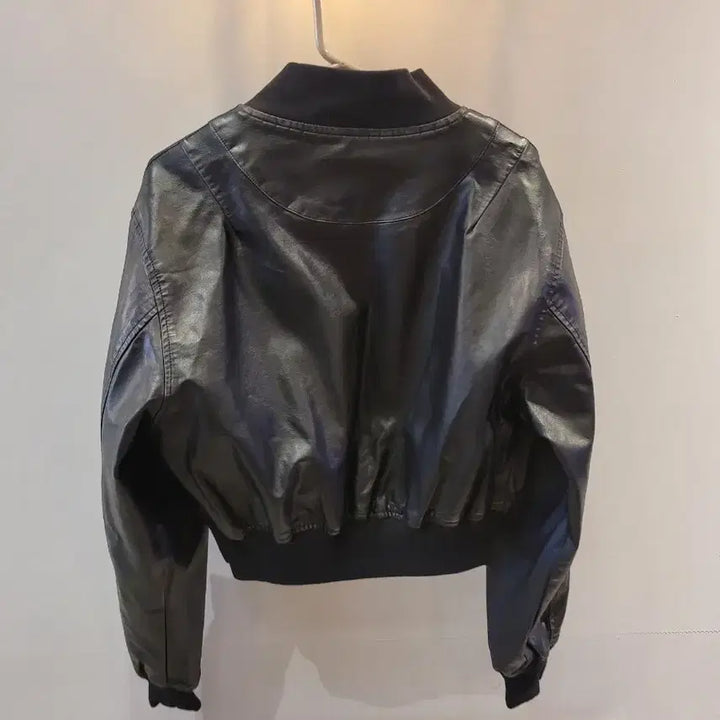 [BUNJANG] Freenda Black Leather Crop Bomber Jacket / 여성)블랙 레더 크롭 봄버 자켓(새상품 S)