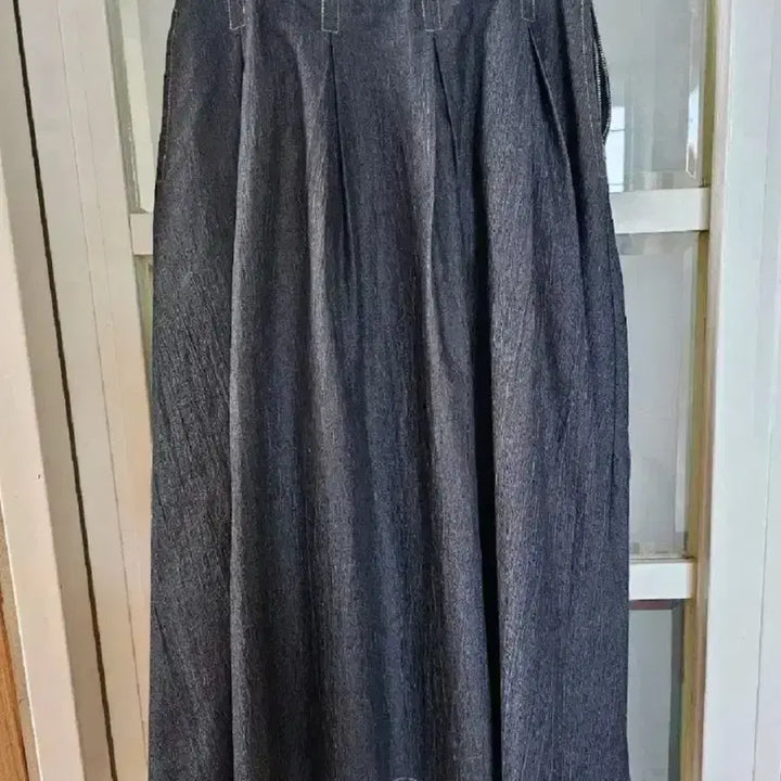 [BUNJANG] Luxurious "Jullug" Denim Set-up Puff Sleeve / 럭셜 줄로그 데님 셋업