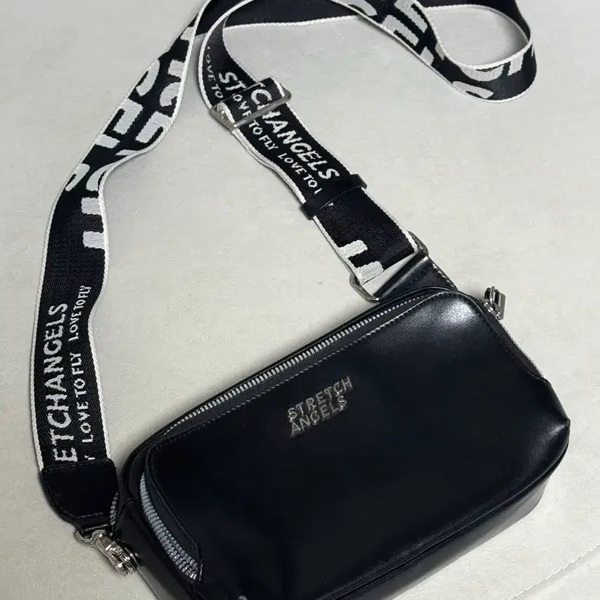 [BUNJANG] Stretch Angels Panini Bag / 스트레치엔젤스 파니니백