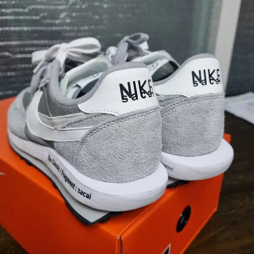 [BUNJANG] Nike Sacai LD Waffle Light Smoke Grey [285] / 프라그먼트 LD와플 라이트스모크그레이 [285]