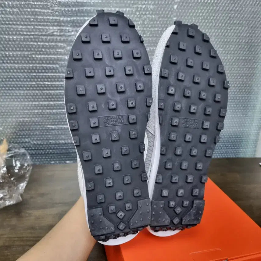 [BUNJANG] Nike Sacai LD Waffle Light Smoke Grey [285] / 프라그먼트 LD와플 라이트스모크그레이 [285]