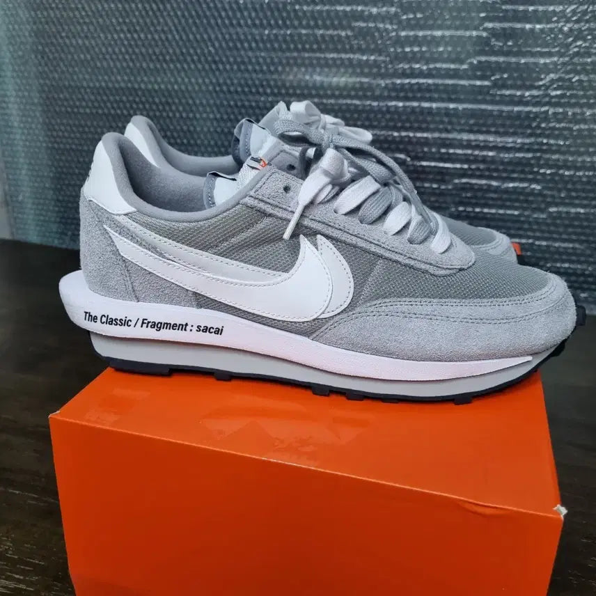 [BUNJANG] Nike Sacai LD Waffle Light Smoke Grey [285] / 프라그먼트 LD와플 라이트스모크그레이 [285]