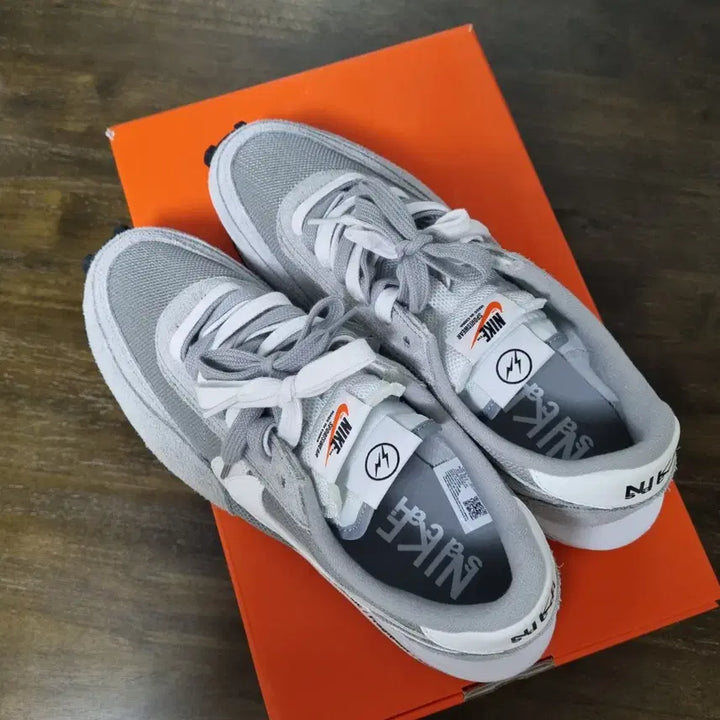 [BUNJANG] Nike Sacai LD Waffle Light Smoke Grey [285] / 프라그먼트 LD와플 라이트스모크그레이 [285]