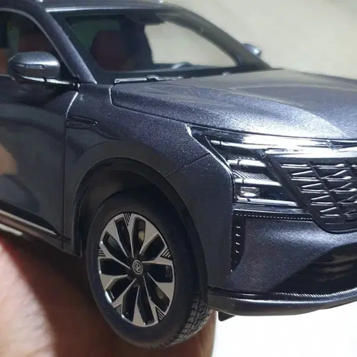 [BUNJANG] CS75 PLUS 4th Gen SUV 1:18 Diecast Model / 다이캐스트 CS75 PLUS 4세대 SUV 1:18  메탈