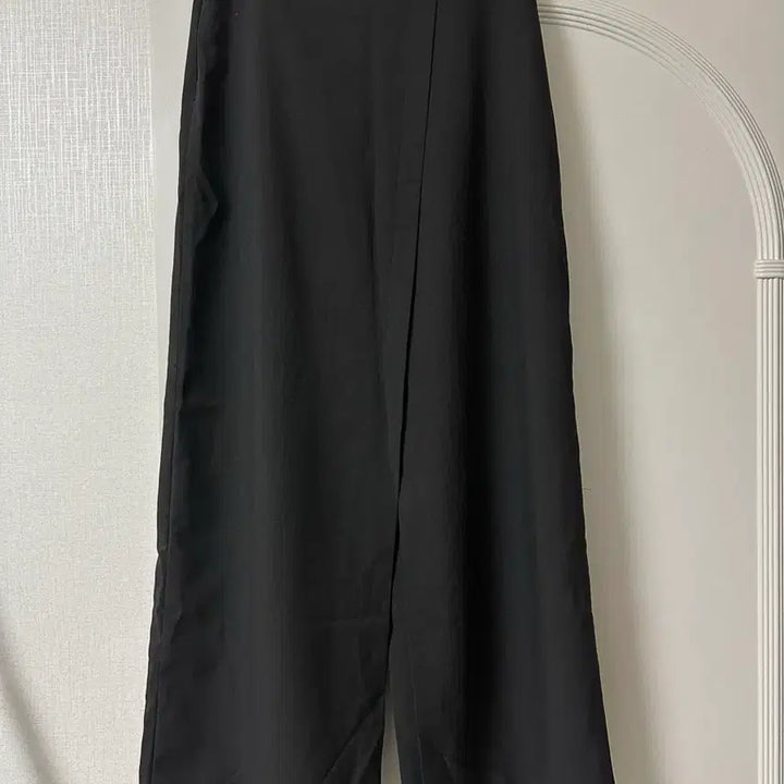 [BUNJANG] Black Slacks Skirt S Size / 블랙 색상의 슬랙스 처럼 생긴 스커트 s사이즈