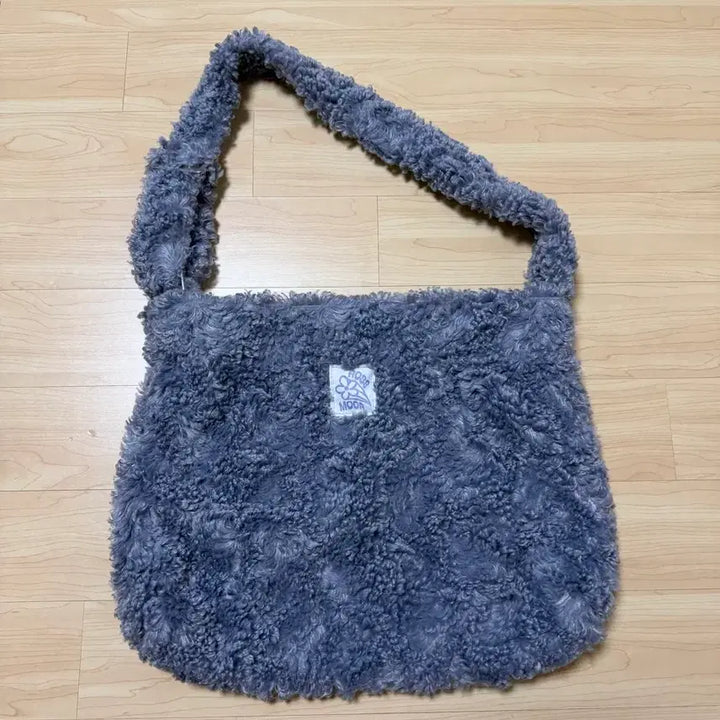 [BUNJANG] ROSSMOOR Faux Fur Shoulder Bag - Gray / ROSSMOOR 뽀글이 퍼 숄더백 그레이