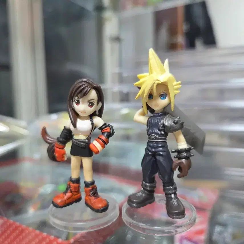 [BUNJANG] Final Fantasy VII Cloud &amp; Tifa Trading Arts Mini Figures / 파이널판타지7 클라우드 티파 피규어 트레이딩 아츠 미니
