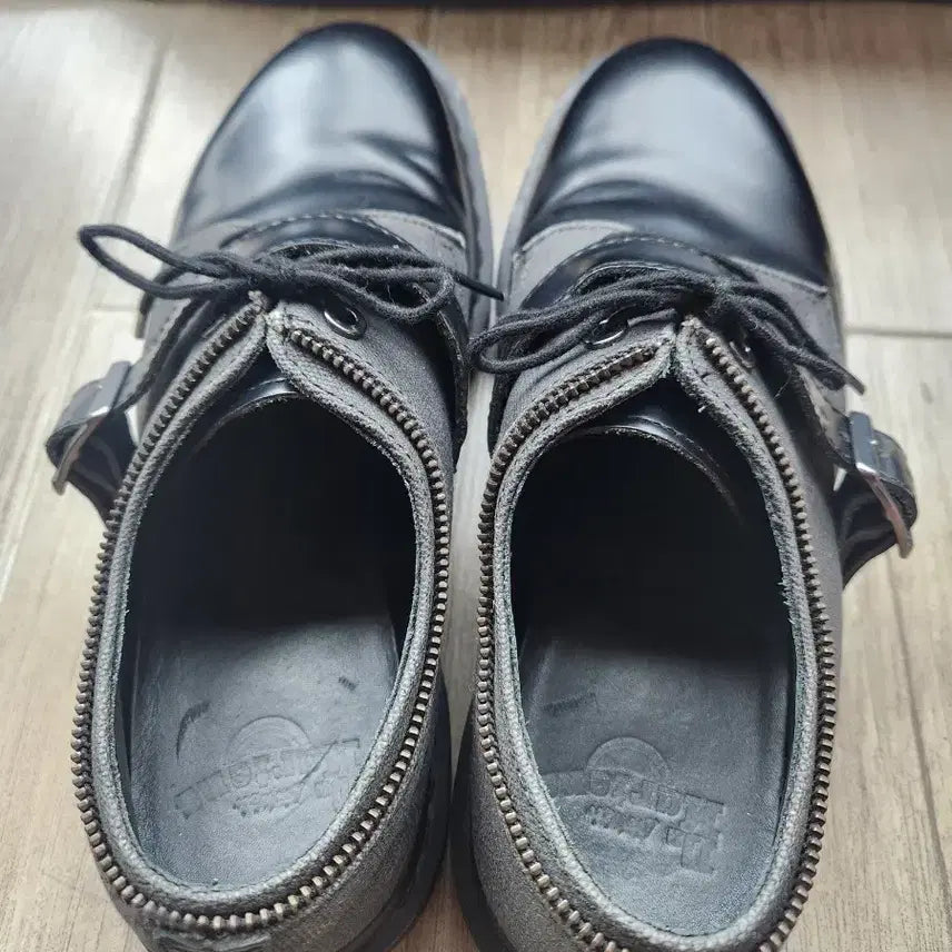 [BUNJANG] Dr. Martens 1461 Logic Shoes (260) / 닥터마틴 1461 로직 (260)