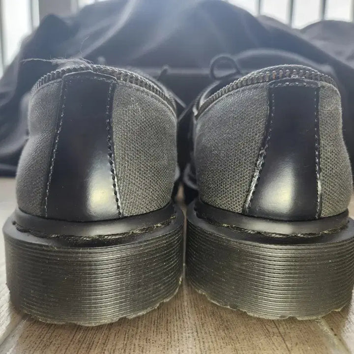 [BUNJANG] Dr. Martens 1461 Logic Shoes (260) / 닥터마틴 1461 로직 (260)