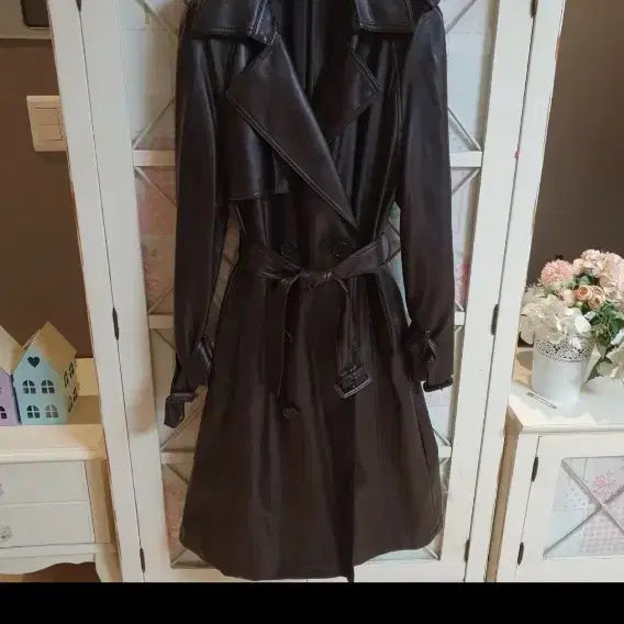 [BUNJANG] Line Eco Leather Trench Coat / Line 에코레더 트렌치코트/55-정66