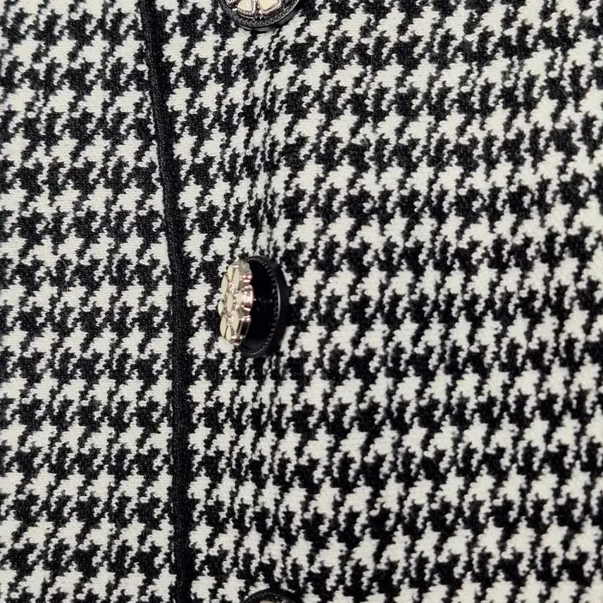 [BUNJANG] SATIN Check Button Detail Skirt / 사틴SATIN 체크버튼장식 밴딩치마