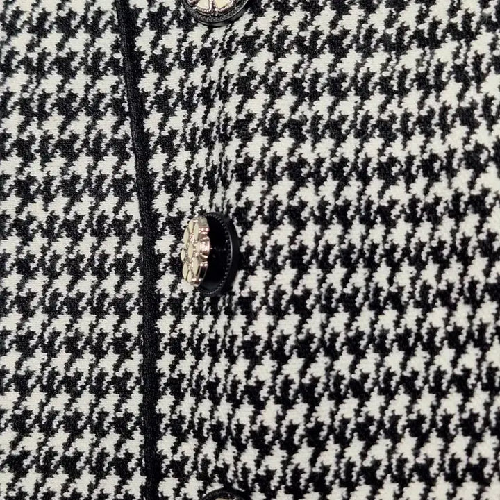 [BUNJANG] SATIN Check Button Detail Skirt / 사틴SATIN 체크버튼장식 밴딩치마