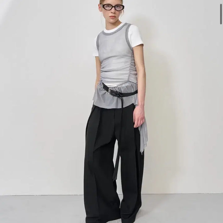 [BUNJANG] LCDC TM Mesh Frill Sleeveless Top / LCDC TM Mesh Frill Sleeveless Top