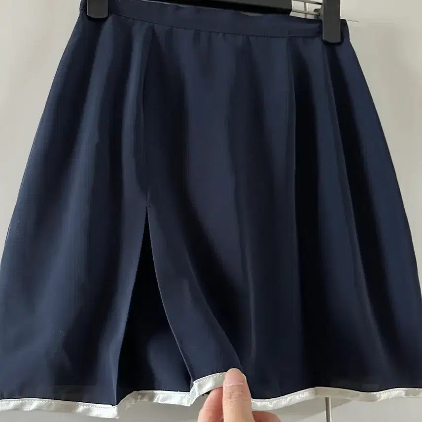 [BUNJANG] Navy Casual Shorts Size 44 / 반바지  44